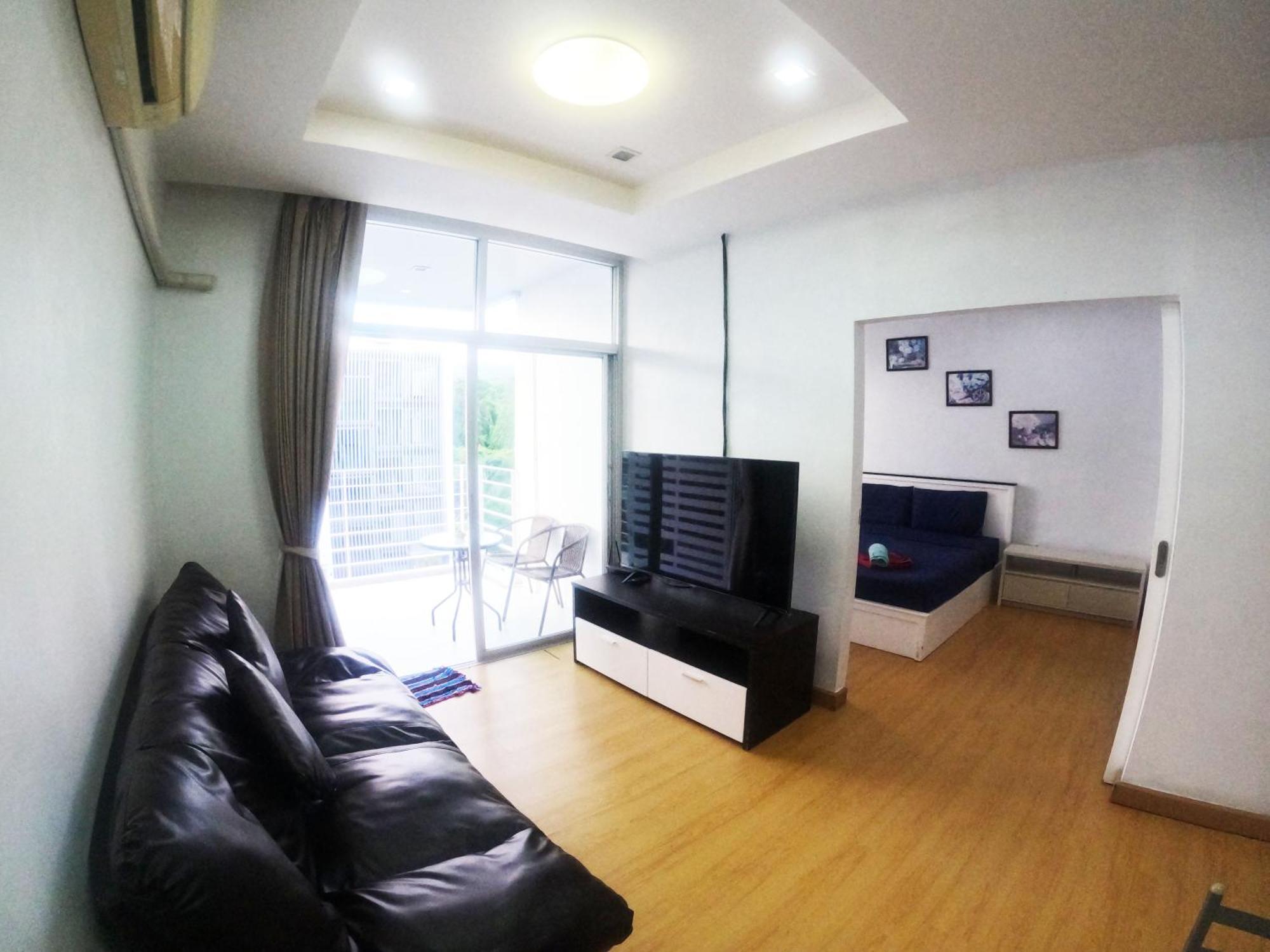 Appartamento di 50 m² con 1 camera Klong Muang Beach Esterno foto